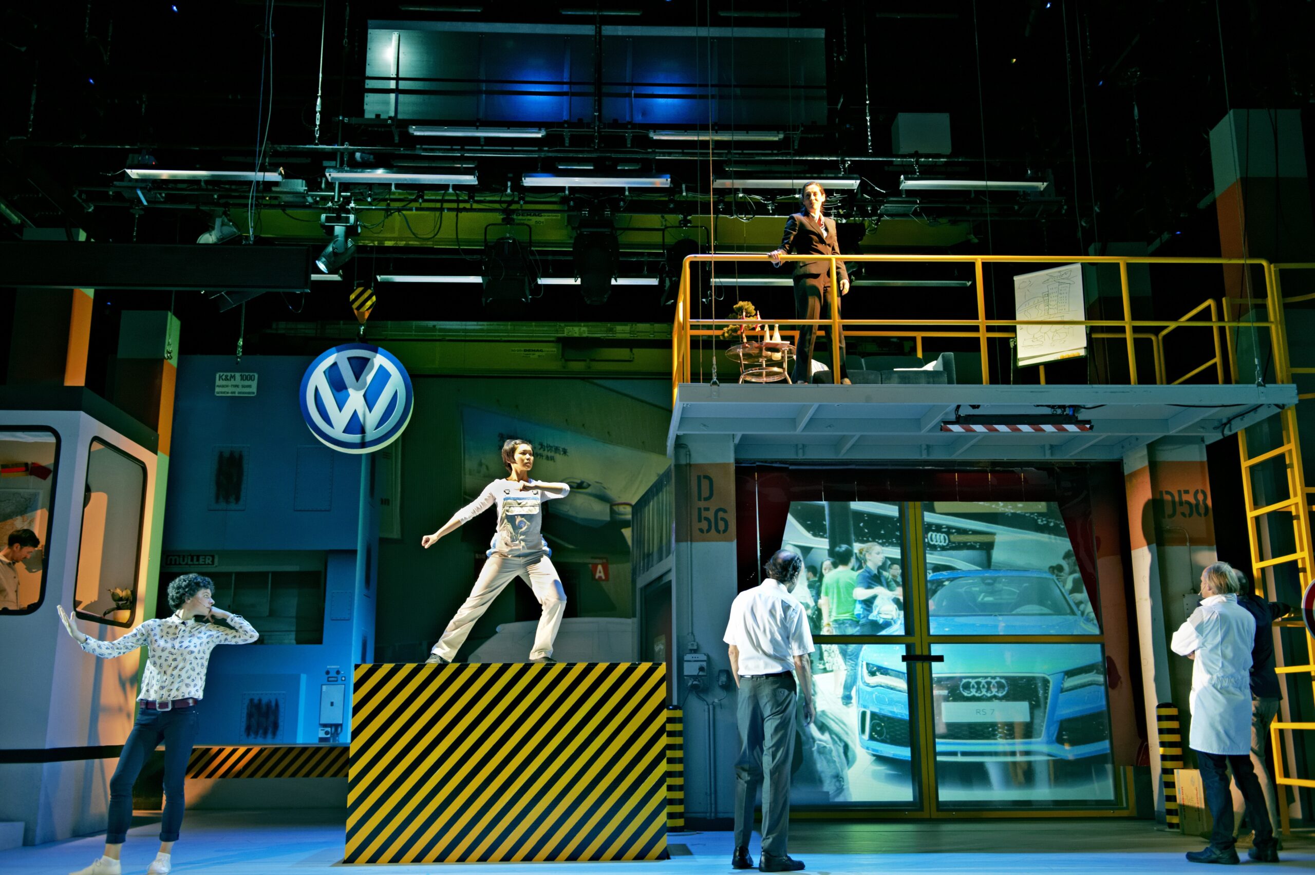 Stefan Kaegi inszeniert die "Volksrepublik Volkswagen" am Schauspiel Hannover