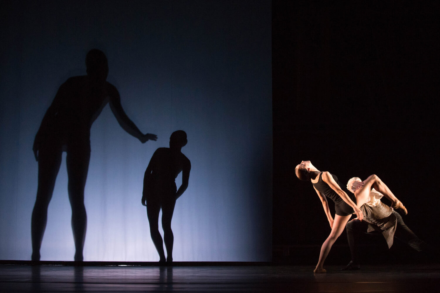 Nacho Duatos "Vielfältigkeit. Formen von Stille und Leere" am Staatsballett Berlin