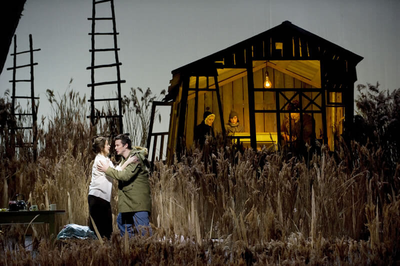 Szene mit Svetlana Ignatovich (Fevronja) und Maxim Aksenov (Prince Vsevolod).