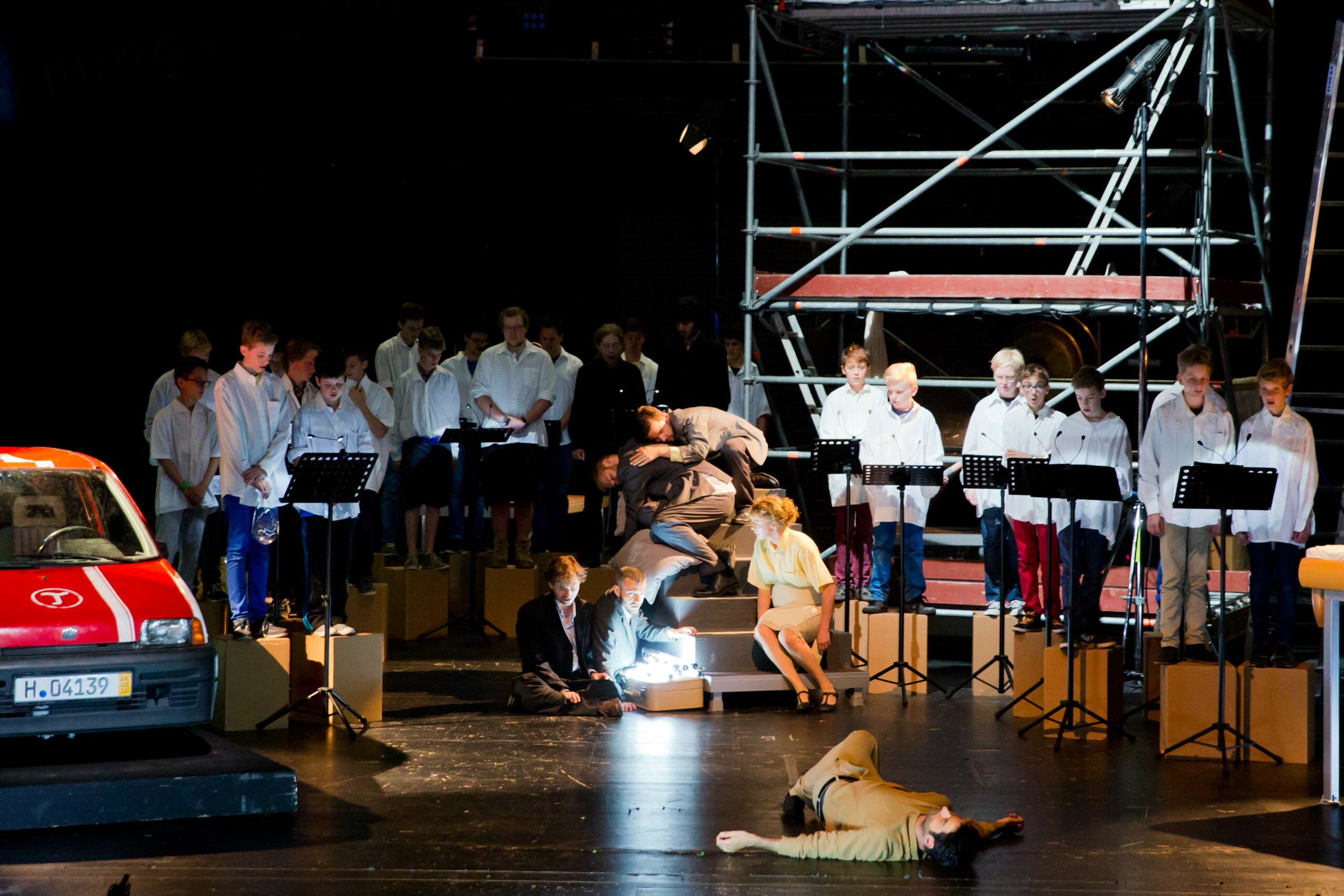 Szene aus dem Musiktheaterprojekt von Regisseur Christof Nel und Martina Jochem, das zuvor bei den Kunstfestspielen Herrenhausen zu sehen war.