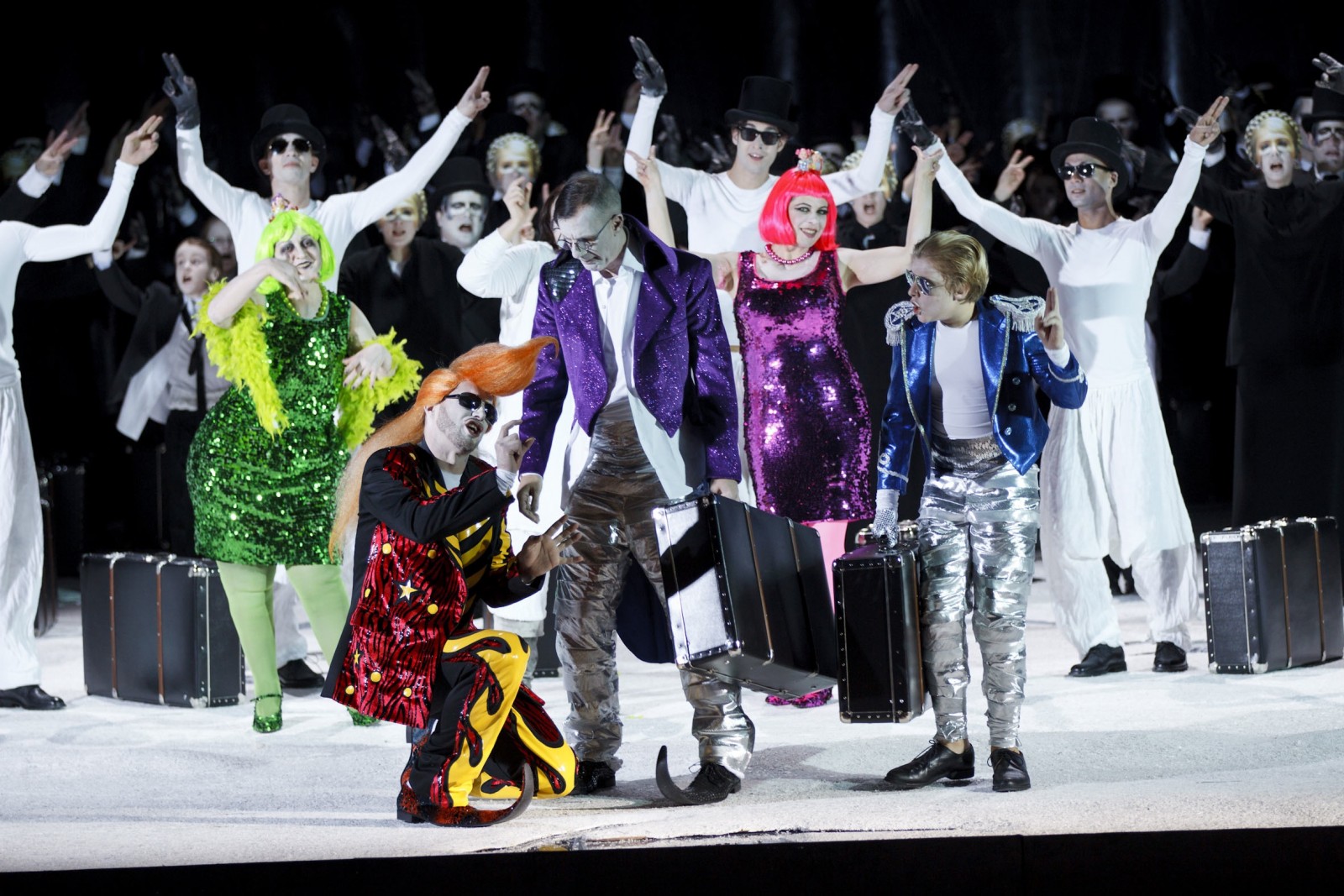 Probenfoto aus Christine Mielitz' Inszenierung von Lera Auerbachs neuer Oper „Gogol“ am Theater an der Wien.
