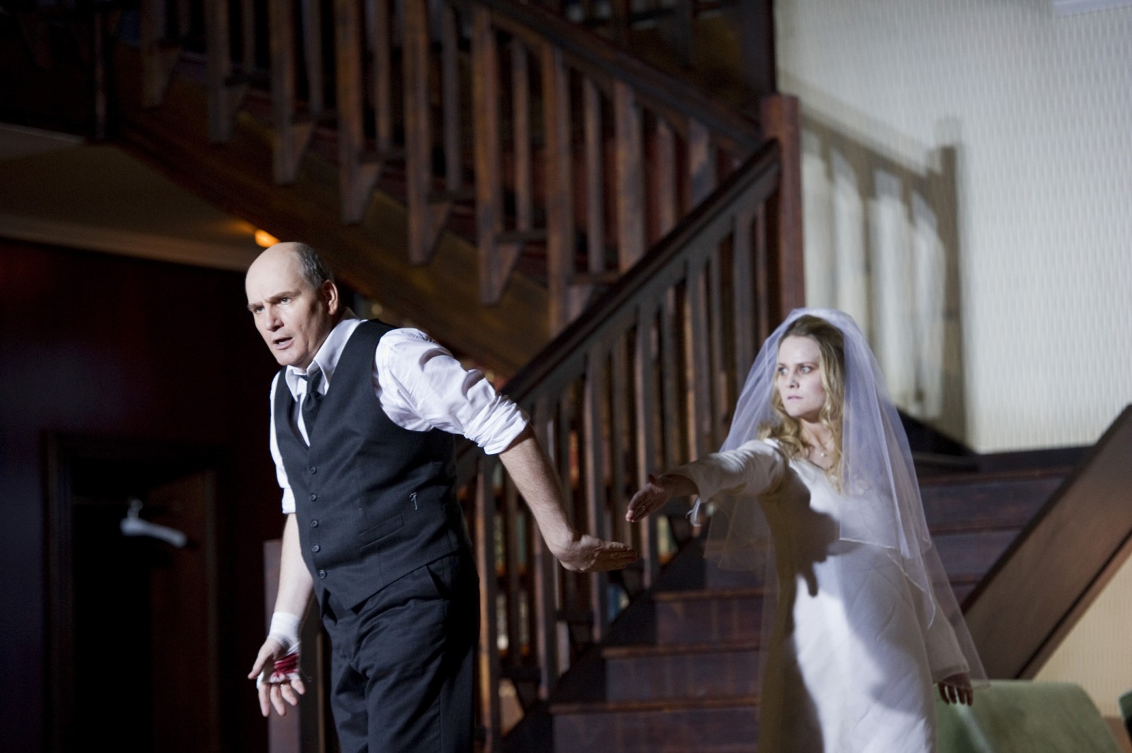 Noch hat er sie nicht verloren: Mari Eriksmoen als Euridice und John Mark Ainsley als Orfeo in der Inszenierung von Claus Guth. 
