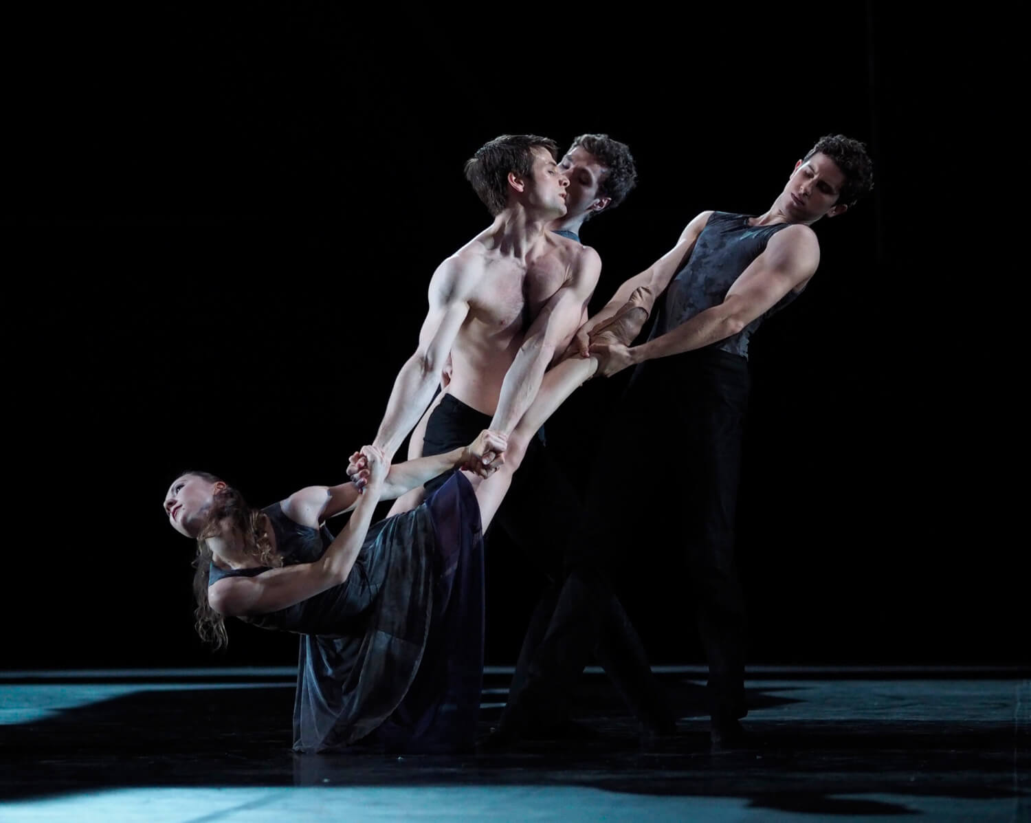 "Static Time", der erste Teil des dreiteiligen Abends "Duato / Kylián" am Berliner Staatsballett