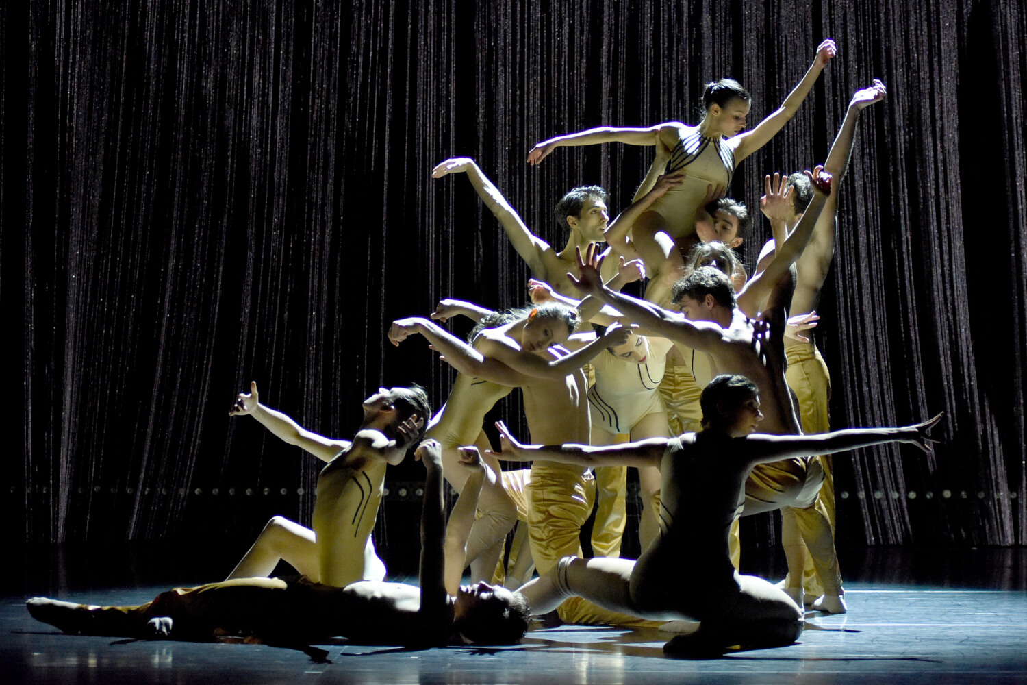 Szene aus der Choreografie von Andonis Foniadakis