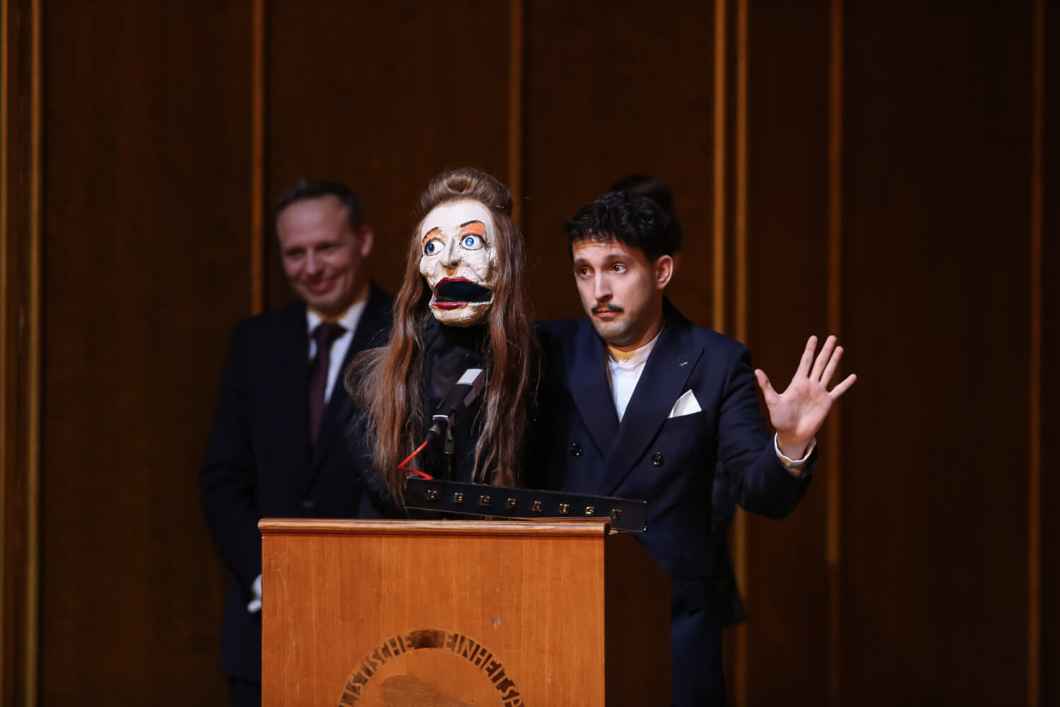 Laudatio von Nikolaus Habjan auf Jelinek beim Deutschen Theaterpreis 2017 in Leipzig