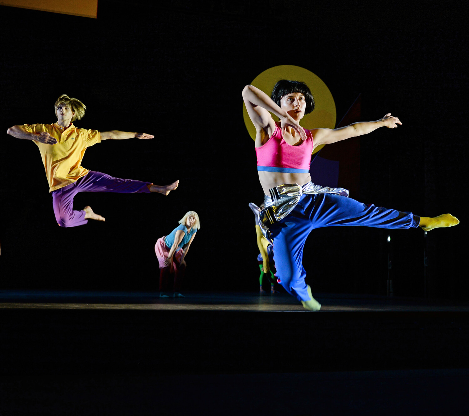 Tänzerische Synchronität: hier Finn Lakeberg, Milena Wiese, Amber Pansters von der Company tanzmainz