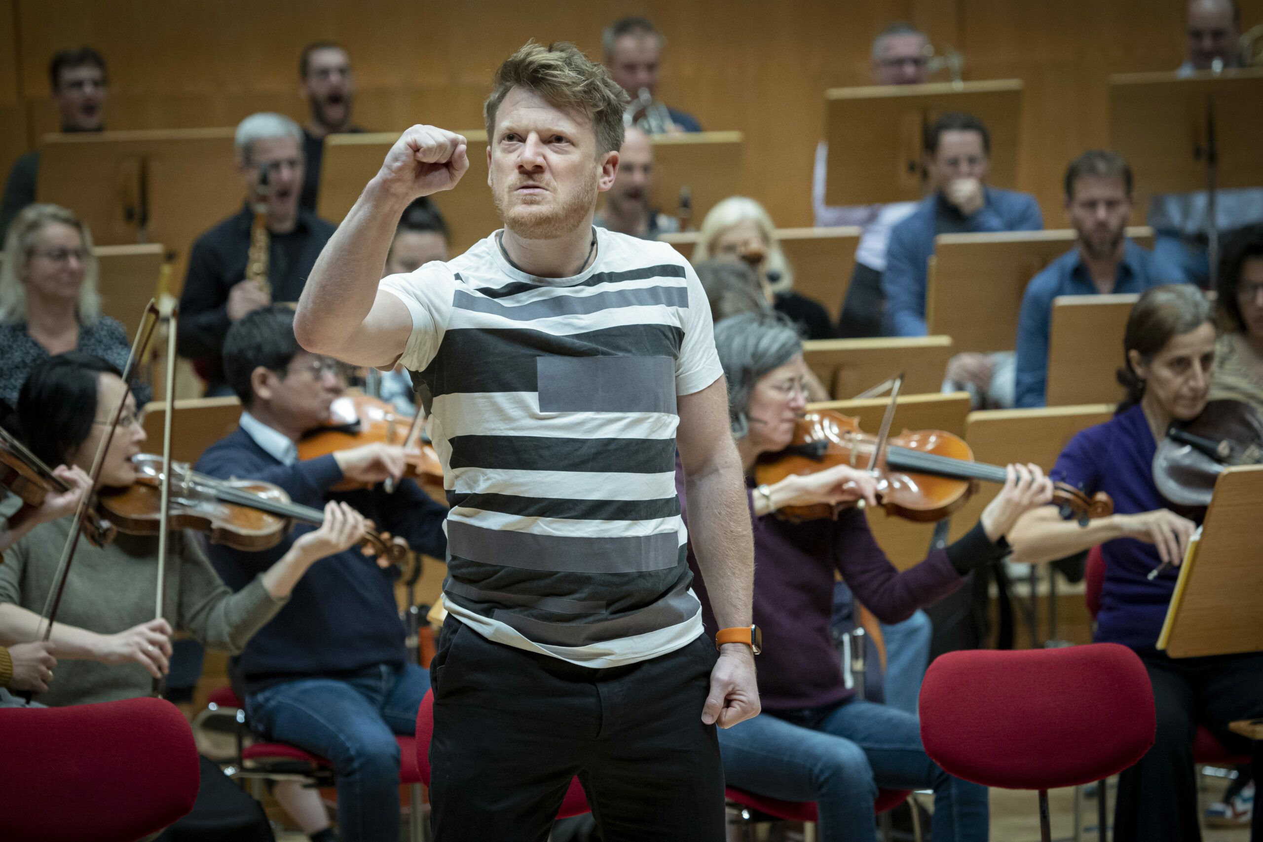 Daniel Schmutzhard als Alberich bei der Generalprobe des „Rheingold“ in der Kölner Philharmonie