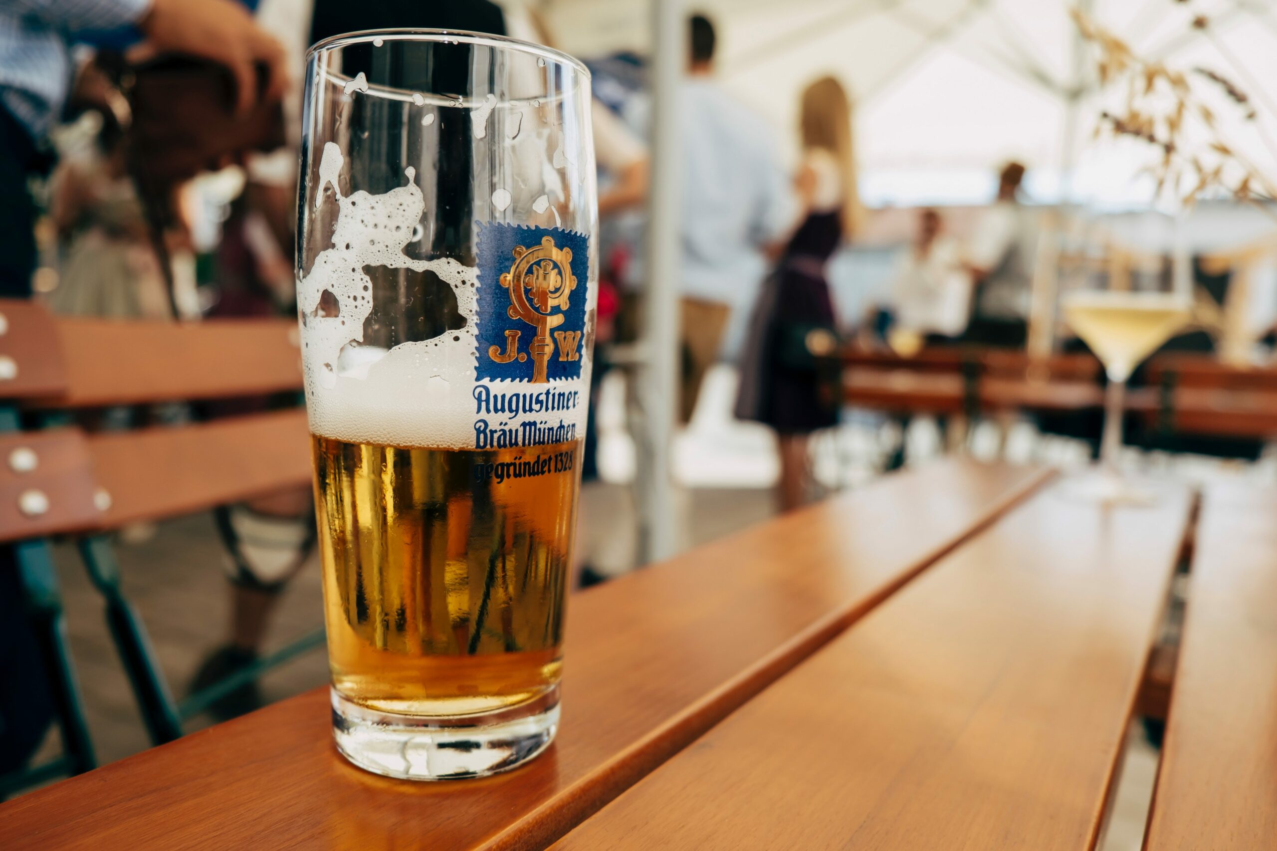Steht die Münchner Bier- und Restaurantkultur über der Theaterkultur?