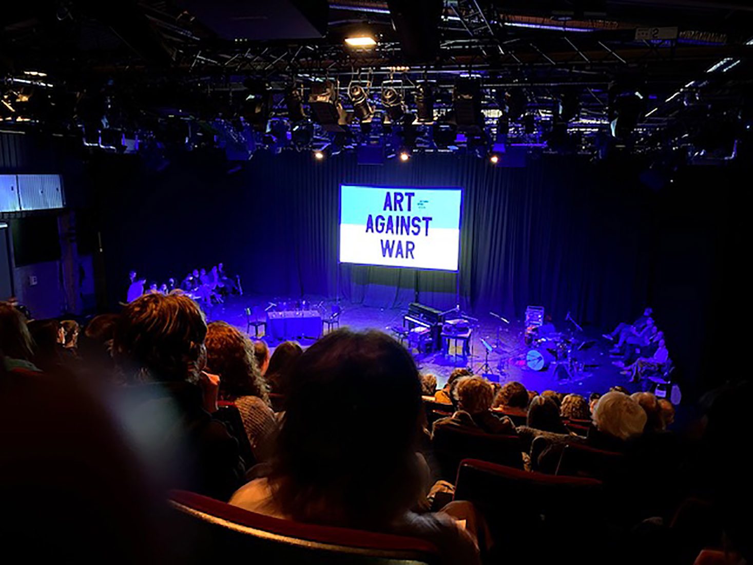 „Art against War“ im Depot 2 am Schauspiel Köln