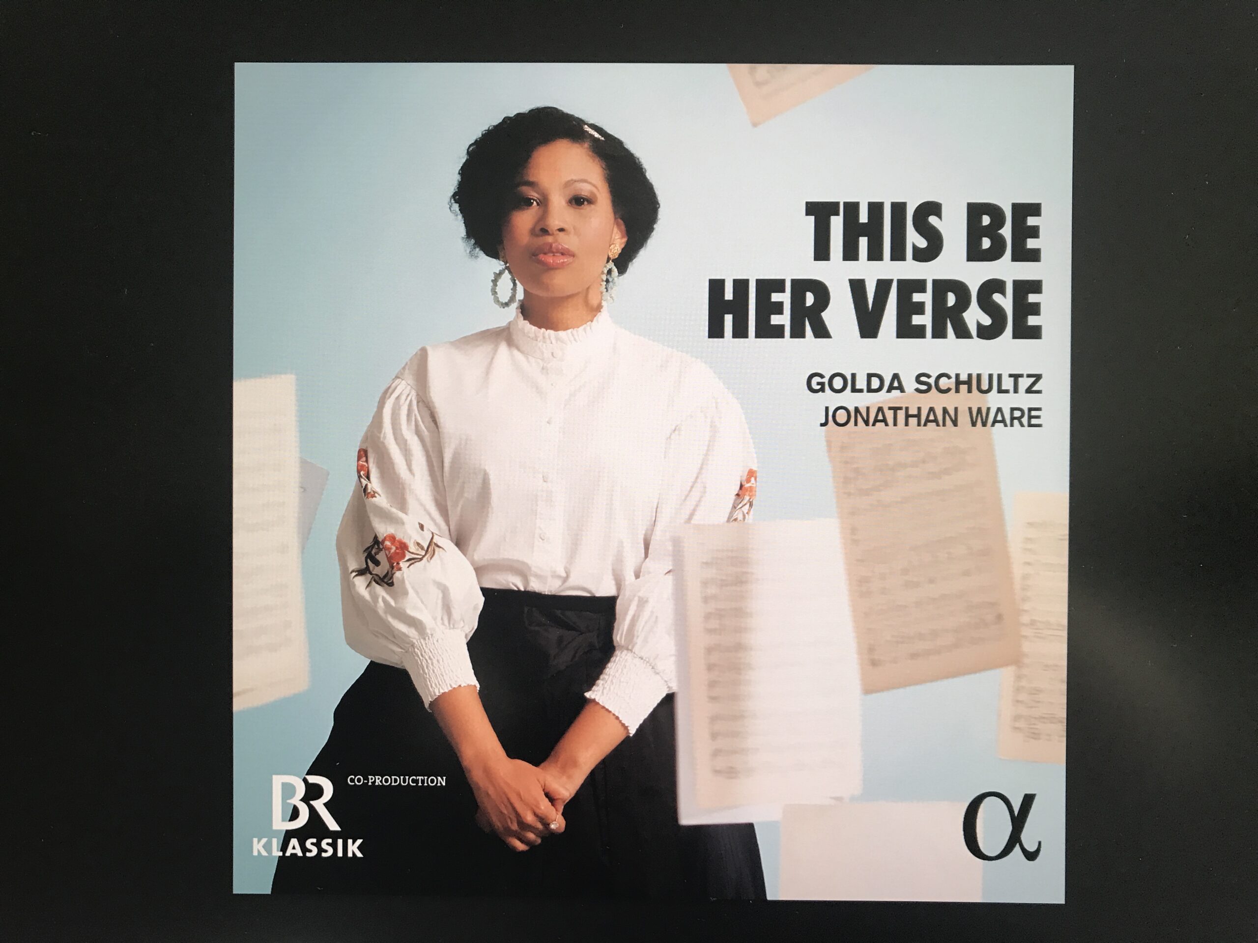 Cover „This be Her Verse“, Alpha799