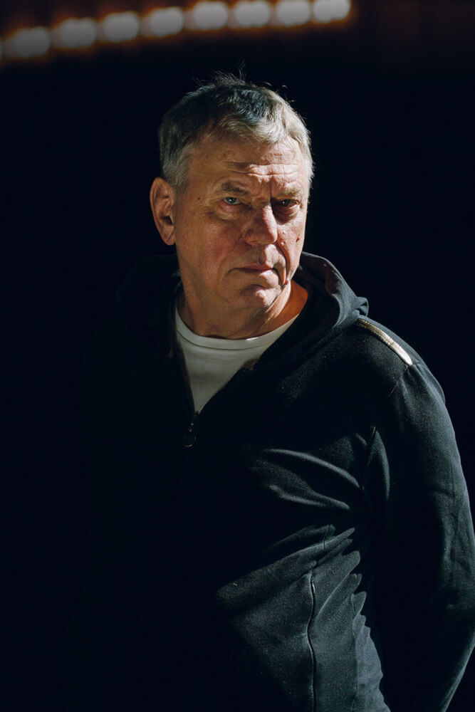 Zu sehen ist Johan Simons, Intendant des Schauspielhaus Bochum.
