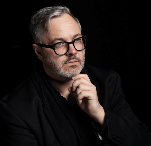 Man sieht Maik Priebe, Schauspieldirektor Theater und Orchester Neubrandenburg Neustrelitz