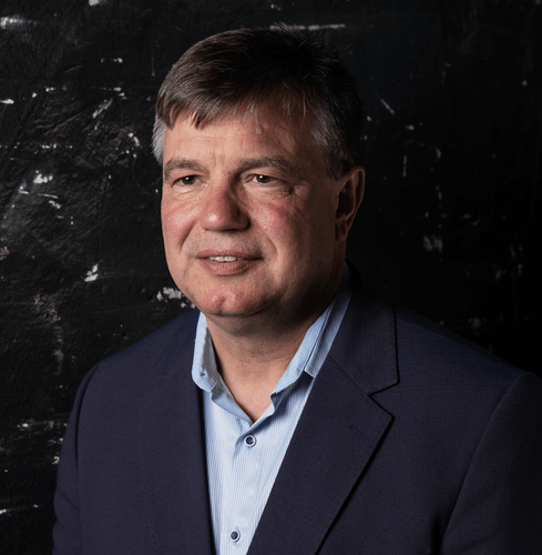 Man sieht Sven Müller, Intendant des Theater und Orchester Neubrandenburg / Neustrelitz