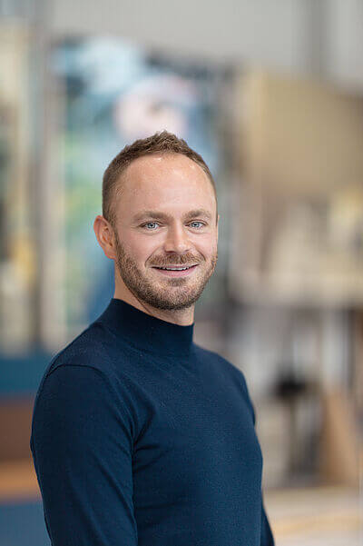 Man sieht Markus Tatzig, Leiter Musiktheater Stadttheater Bremerhaven