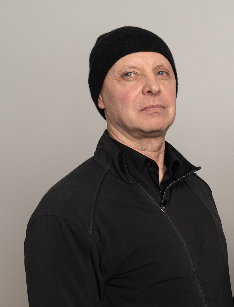 Zu sehen ist Armin Petras, Co-Schauspieldirektor, Hausautor und Hausregisseur am Staatstheater Cottbus.