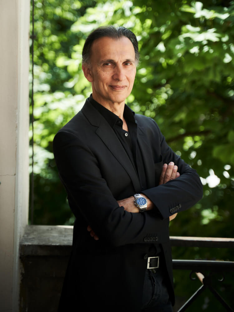 Zu sehen ist Laurent Hilaire, Direktor des Bayerischen Staatsballetts