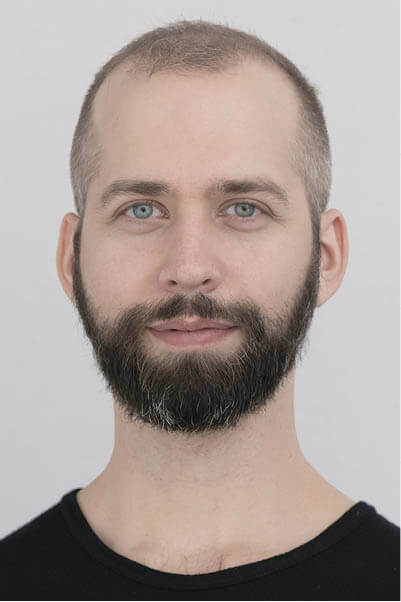 Zu sehen ist Emil Wedervang Bruland, Ballettdirektor Schleswig-Holsteinisches Landestheater