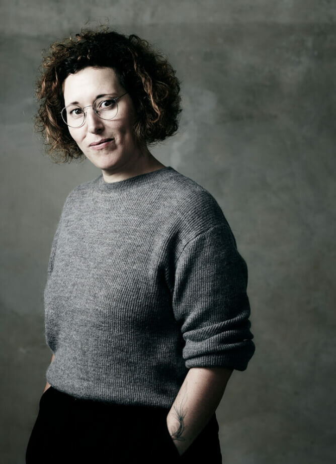 Zu sehen ist Simone Theilacker-Wolter, Direktorin künstlerische Produktion an der Staatsoper Stuttgart.