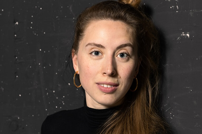 Zu sehen ist Britta Aliena Horwath, Tanzdirektorin am Theater Osnabrück