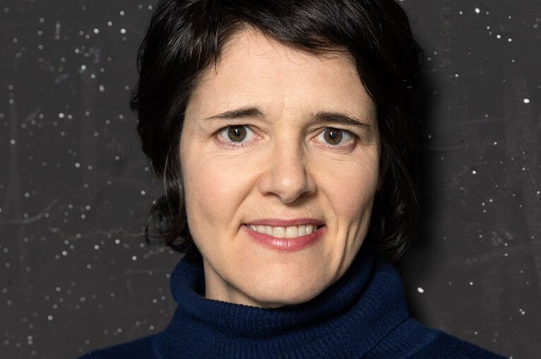 Zu sehen ist Tanja Spinger, Künstlerische Leiterin Junge Bühne am Theater Osnabrück