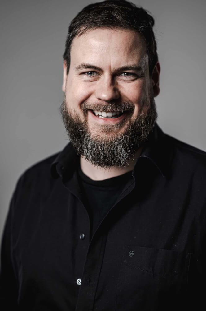 Zu sehen ist ein Porträt von Andreas Flick, kaufmännischer Geschäftsführer Vorpommersche Landesbühne