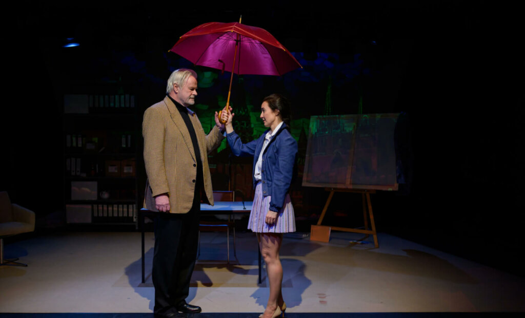 Man sieht Hans und Katharina in „Kairos”