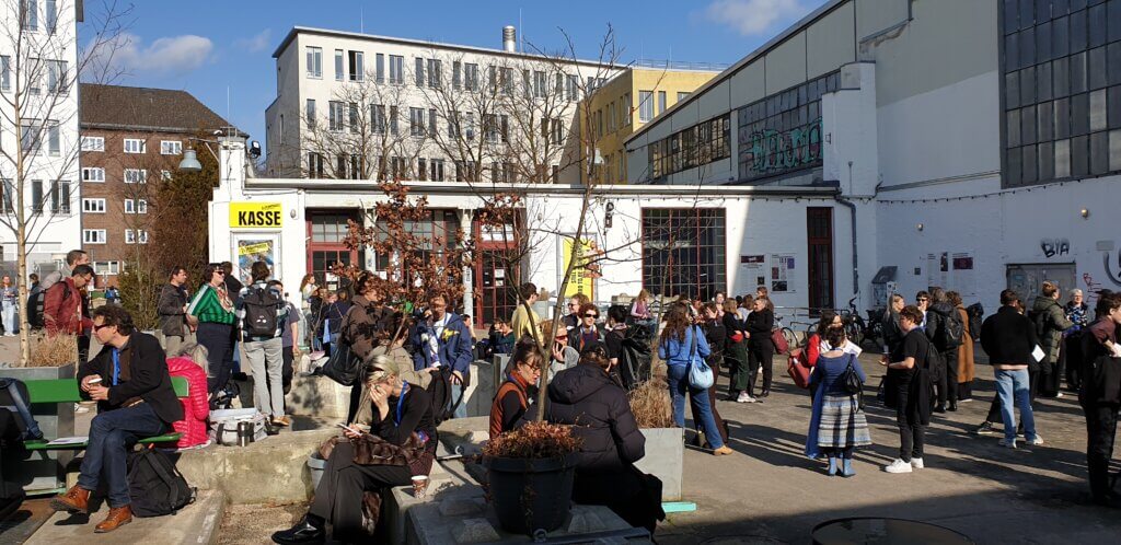 Die Teilnehmenden der Jahreskonferenz der dramaturgischen Gesellschaft